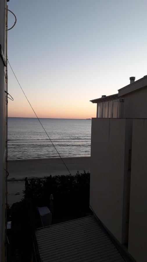 Seaside Deluxe Apartment Δυρράχιο Εξωτερικό φωτογραφία